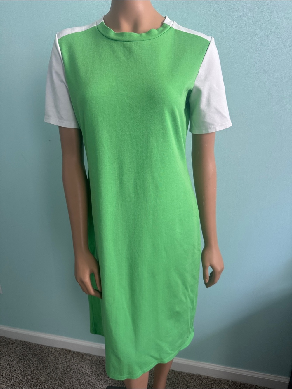 Sonnet James Green and White T-Shirt Dress